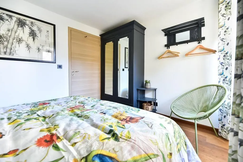 Holiday home Charmante Maison De Village Au Coeur Du Luberon Cucuron France