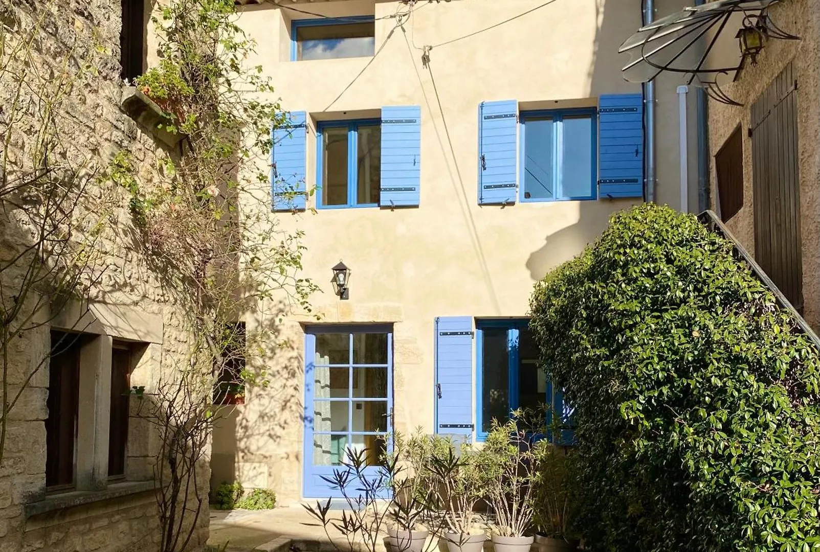 Charmante Maison De Village Au Coeur Du Luberon Cucuron